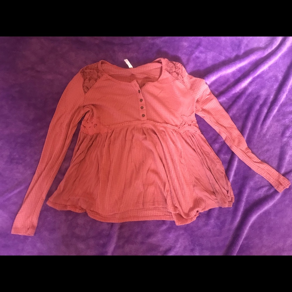 Pink Lace shoulders top